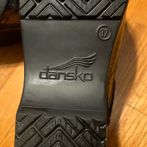 Dansko Size 37 (6.5-7) - Picture 5 of 5